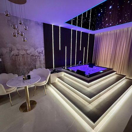 Masarska 8 Vip Apartamenty Jacuzzi كراكوفيا المظهر الخارجي الصورة